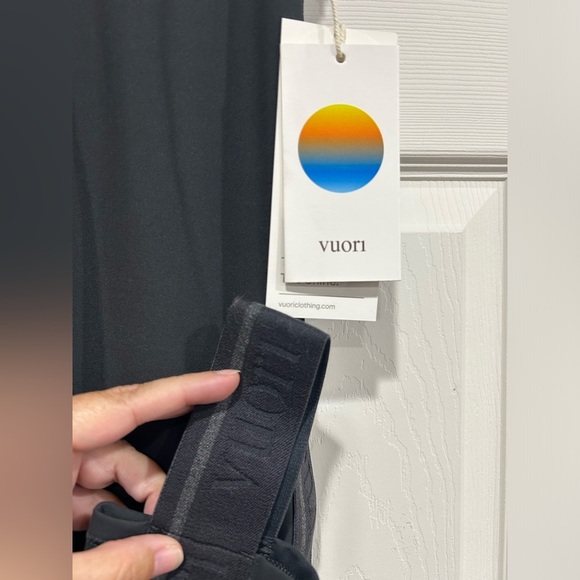 Vuori Women's Medium Chilled Out Stirrup Legging Washed Black NWT High Rise - Picture 4 of 7